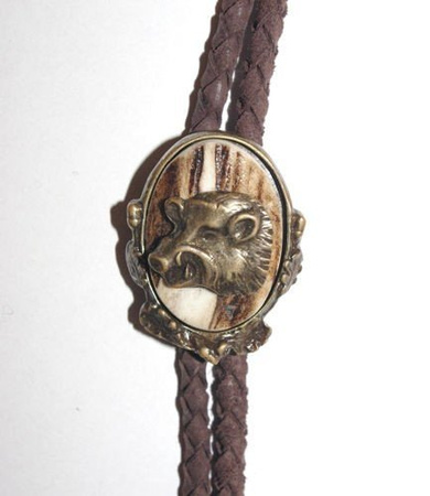 Krawatnik mały z poroża z motywem