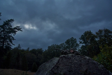 Kurtka Härkila NOCTYX Hybrid Camo w kamuflażu nocnym