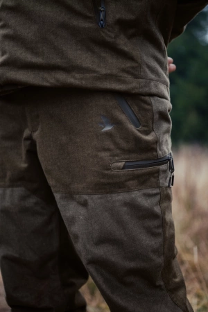 Spodnie Avail lekkie i praktyczne - skandynawski styl