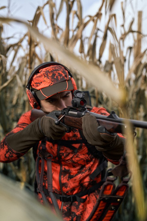 Czapka Wildboar Pro ze światłem LED