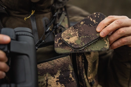 Uprząż na lornetkę Härkila Camo - cicha i bezpieczna: ultracichy pas nośny do lornetki