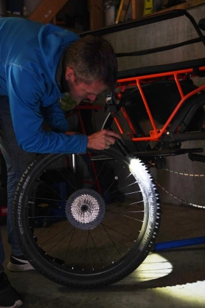 Ledlenser P6R Core, latarka akumulatorowa, 900 lm