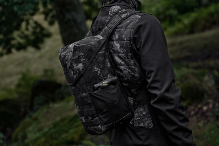 Plecak Härkila NOCTYX 12 L - kompaktowy w kamuflażu AXIS MSP®Black