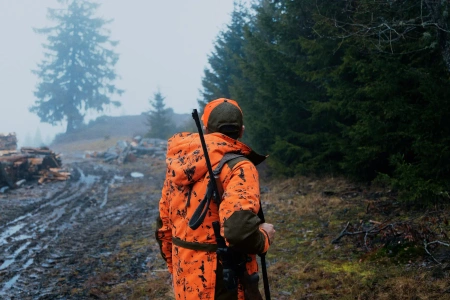 Kurtka ocieplana Helt Shield Jacket zachowaj ciepło i pozostań widoczny na polowaniu zbiorowym