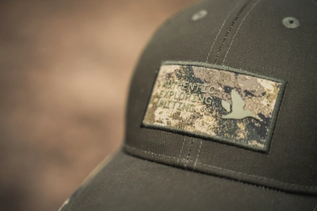 Ganister Trucker Cap - czapka z daszkiem solidna i wszechstronna