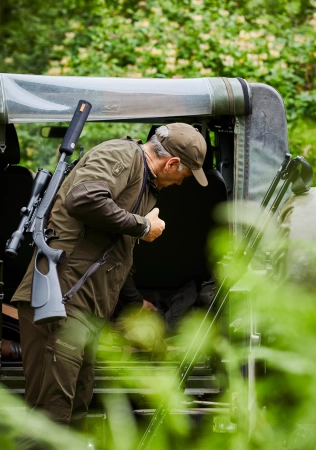 Spodnie myśliwkie Deerhunter Excape light wzmocnione Deer-X-Dura i zaimpregnowane hydrofobowo