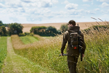 Plecak Härkila Ragnar First Aid 12L - kompaktowy plecak z systemem Molle