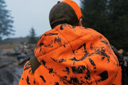 Kurtka ocieplana Helt Shield Jacket zachowaj ciepło i pozostań widoczny na polowaniu zbiorowym