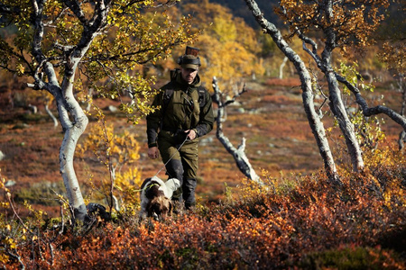 Kurtka Härkila Mountain Hunter Hybrid z membrana HSP